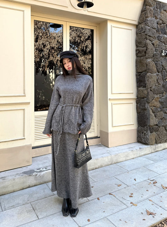 Brun NEW knitted suit