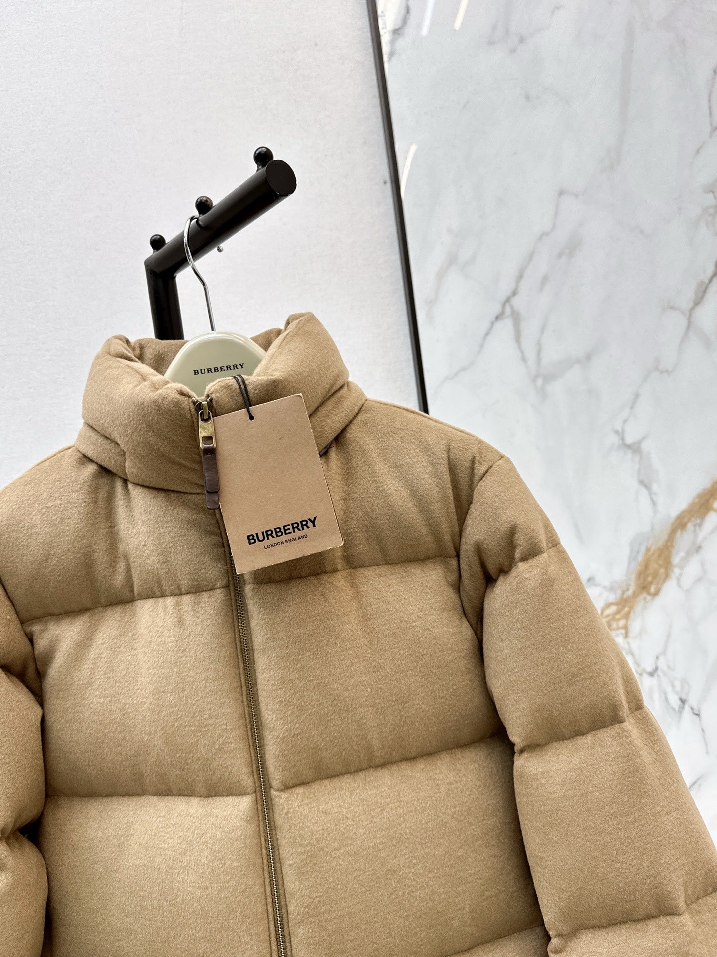 Brun NEW down jacket