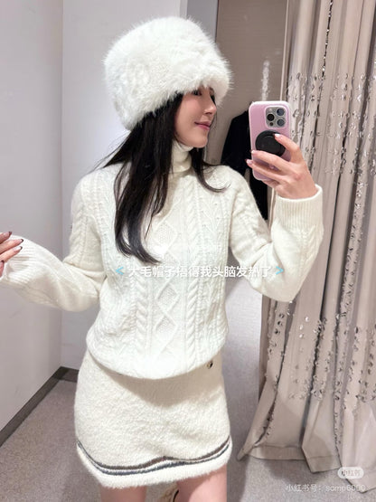 Chan NEW turtleneck knit sweater