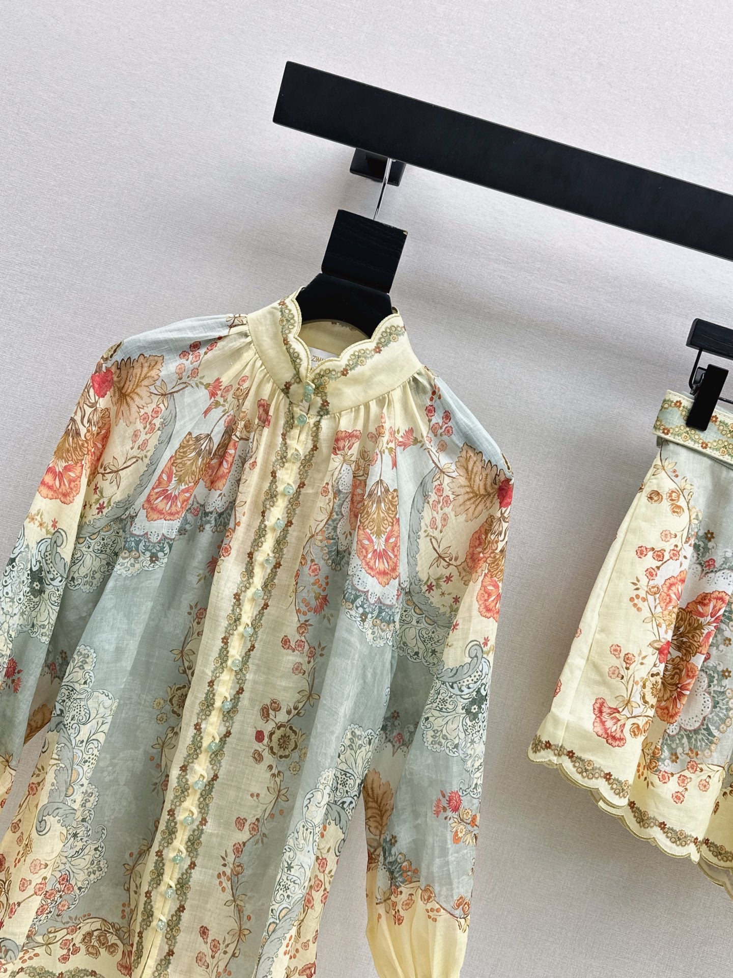 Zimm NEW flower print shirt