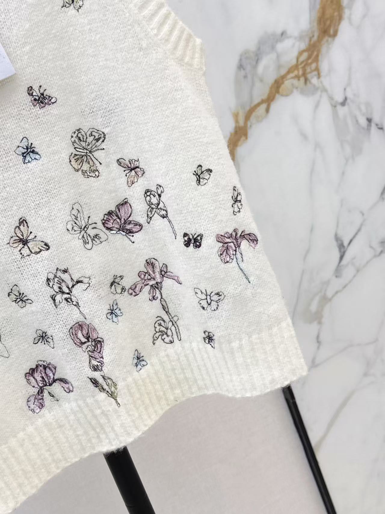 CD NEW embroidered knitted Vest