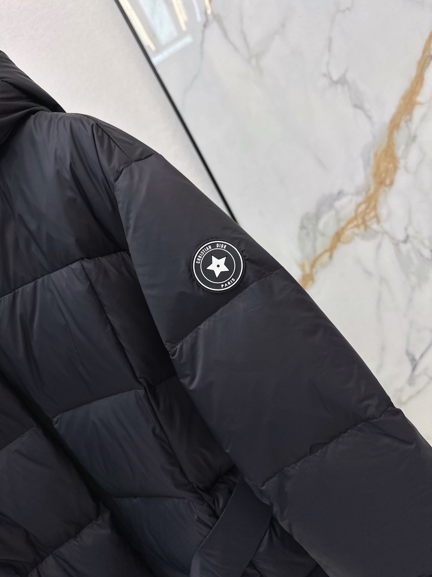 CD NEW Hooded down jacket