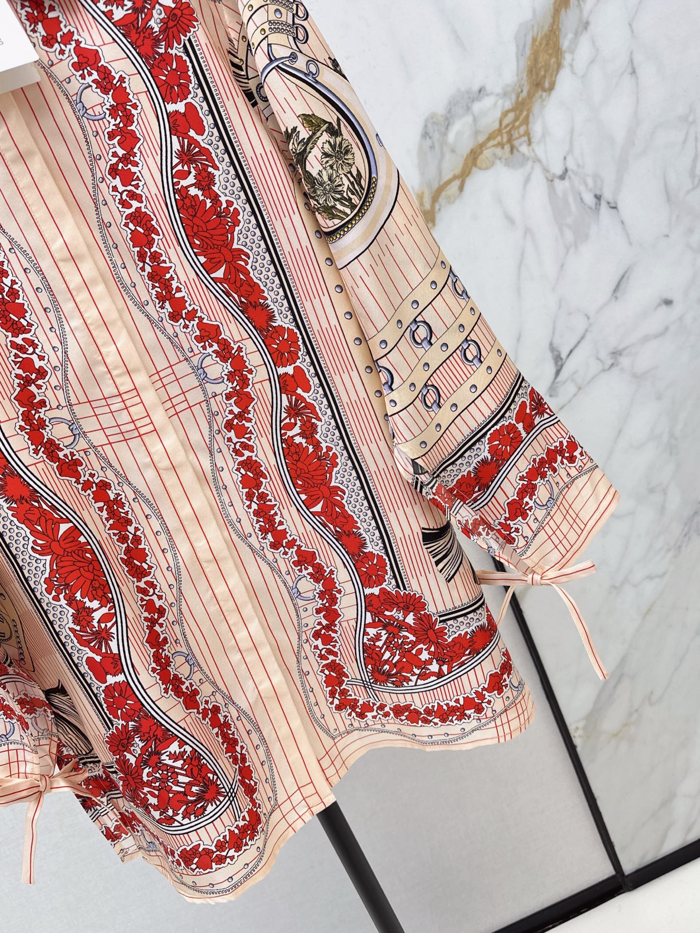 Herm NEW printed silk shirt