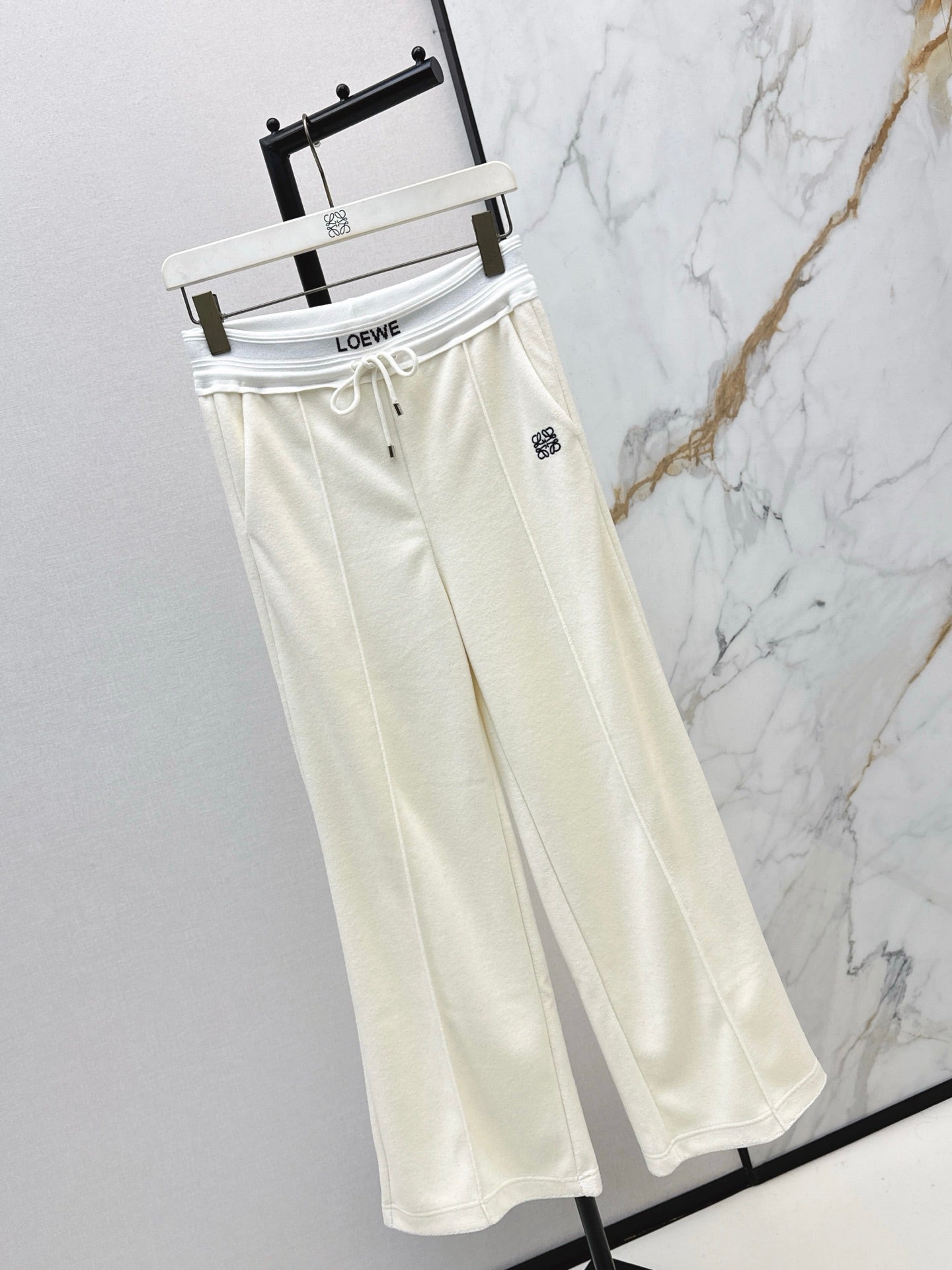 Loe NEW casual pants
