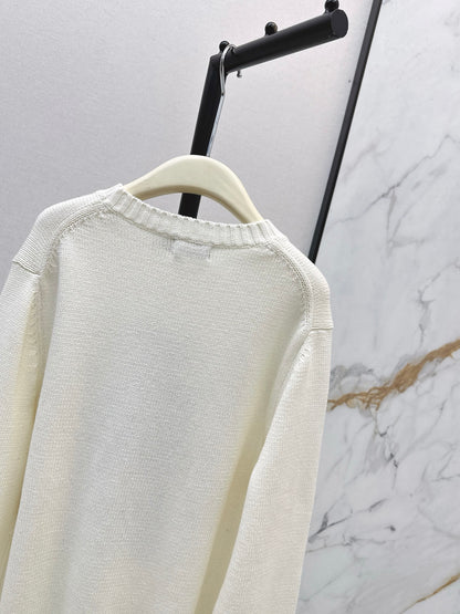 Ral NEW embroidered sweater