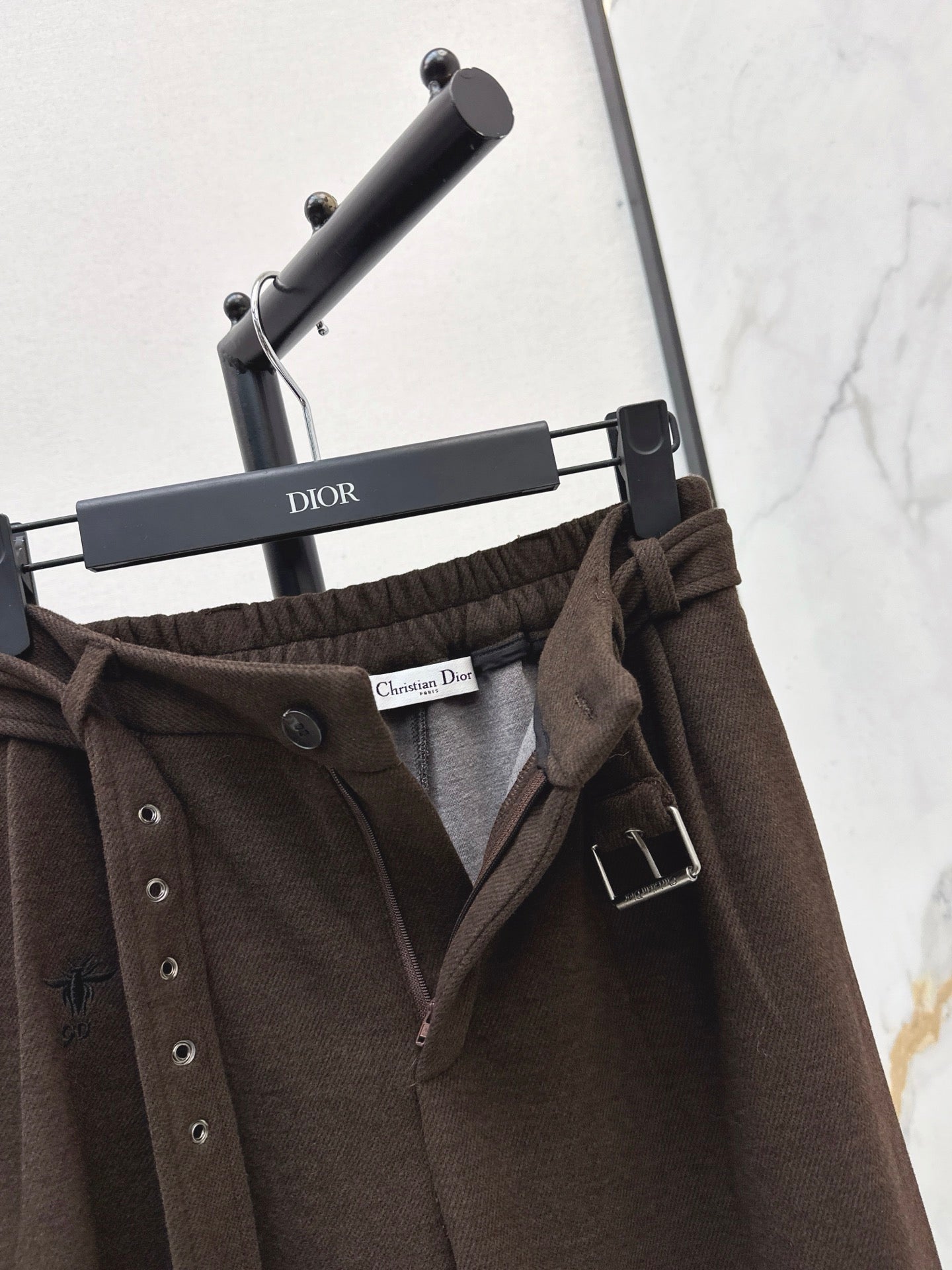 CD NEW Straight-leg trousers