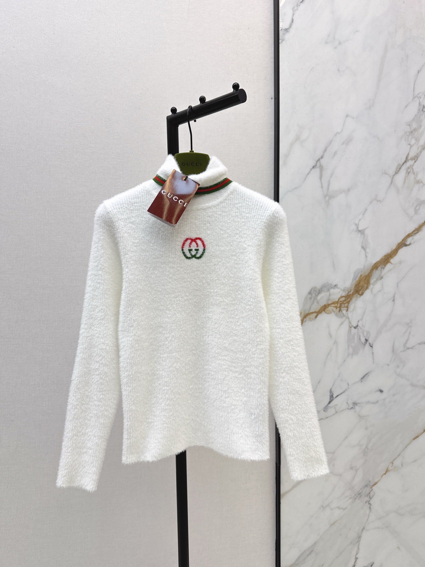 Guc NEW High-neck knitwear