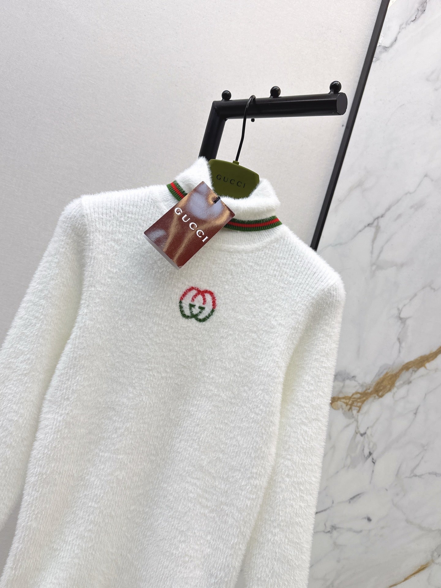 Guc NEW High-neck knitwear