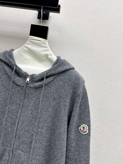 Monc NEW Hooded knitted cardigan