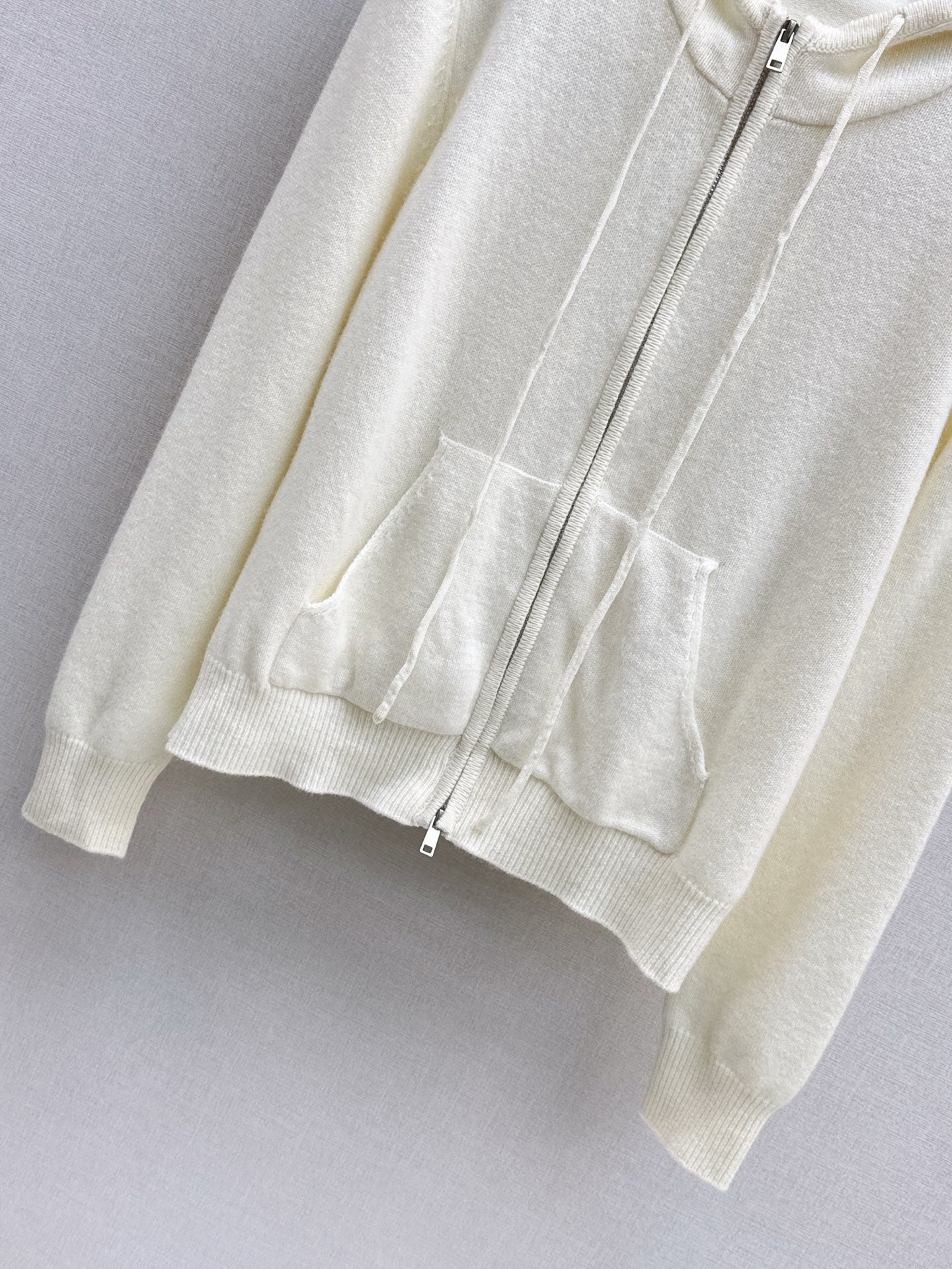 Monc NEW Hooded knitted cardigan