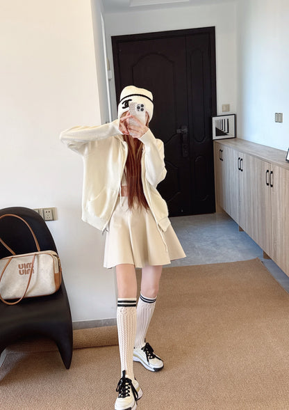 Monc NEW Hooded knitted cardigan