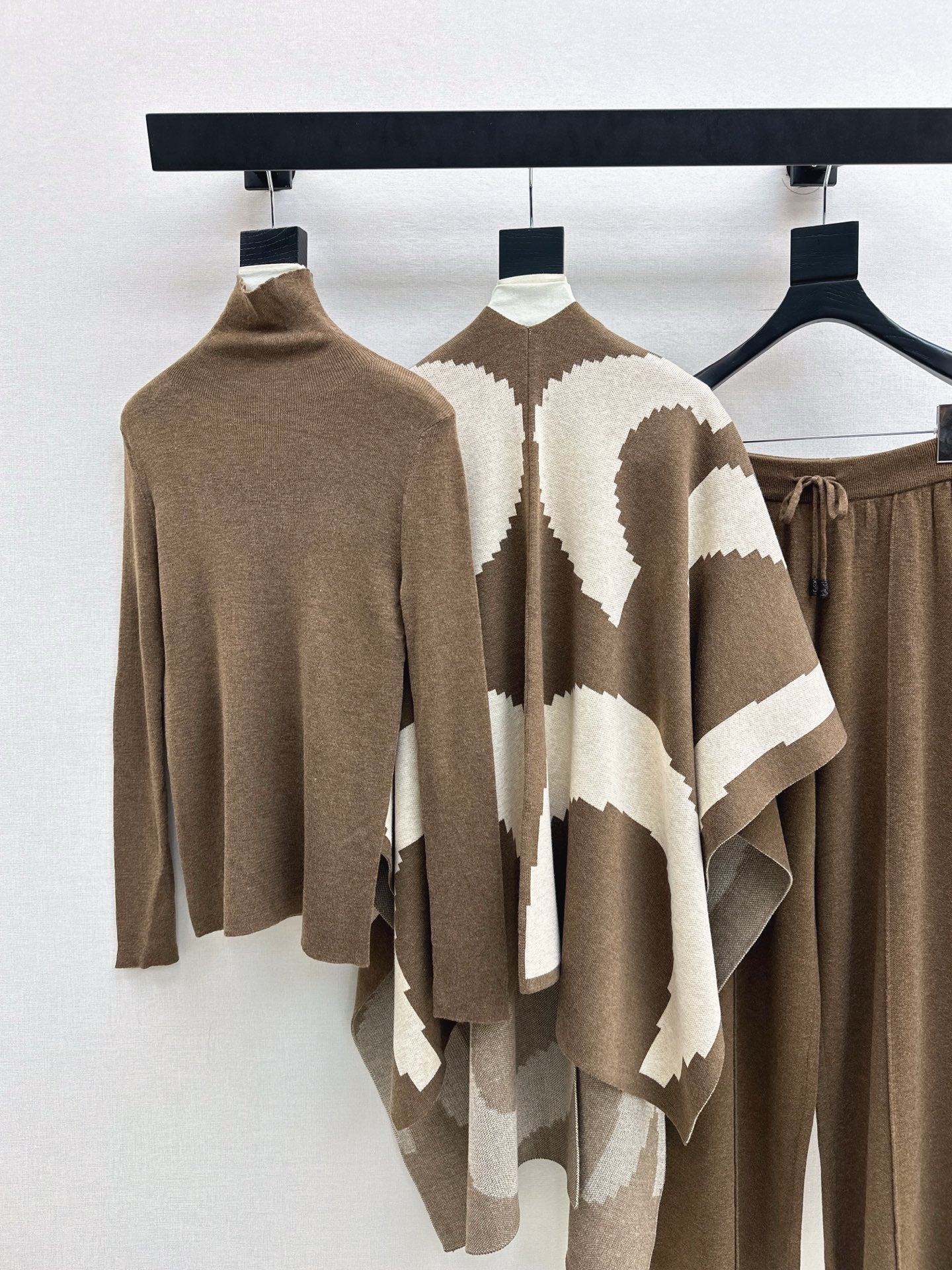 Max NEW Knitted three-piece set