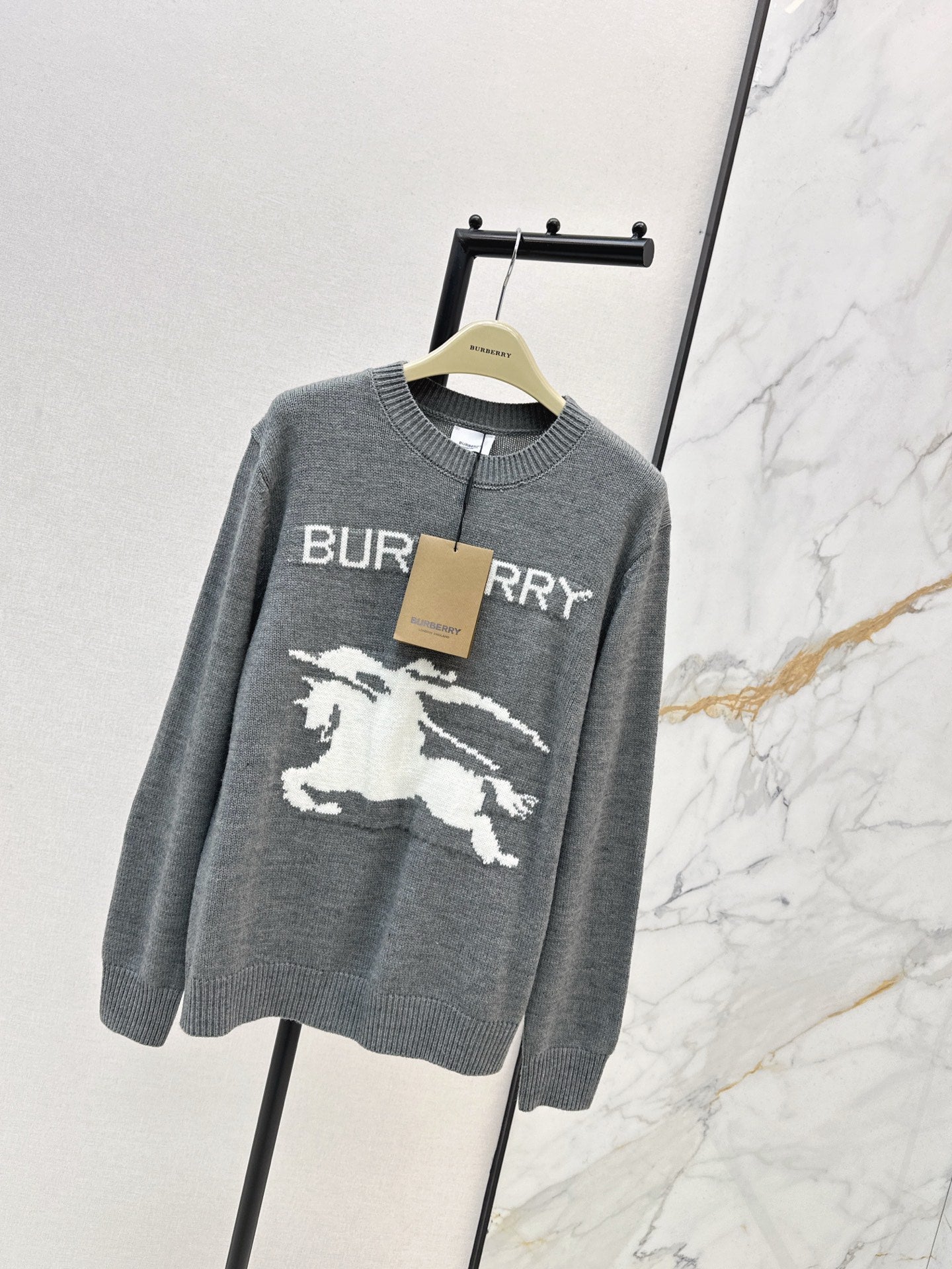 Bur NEW Wool sweater