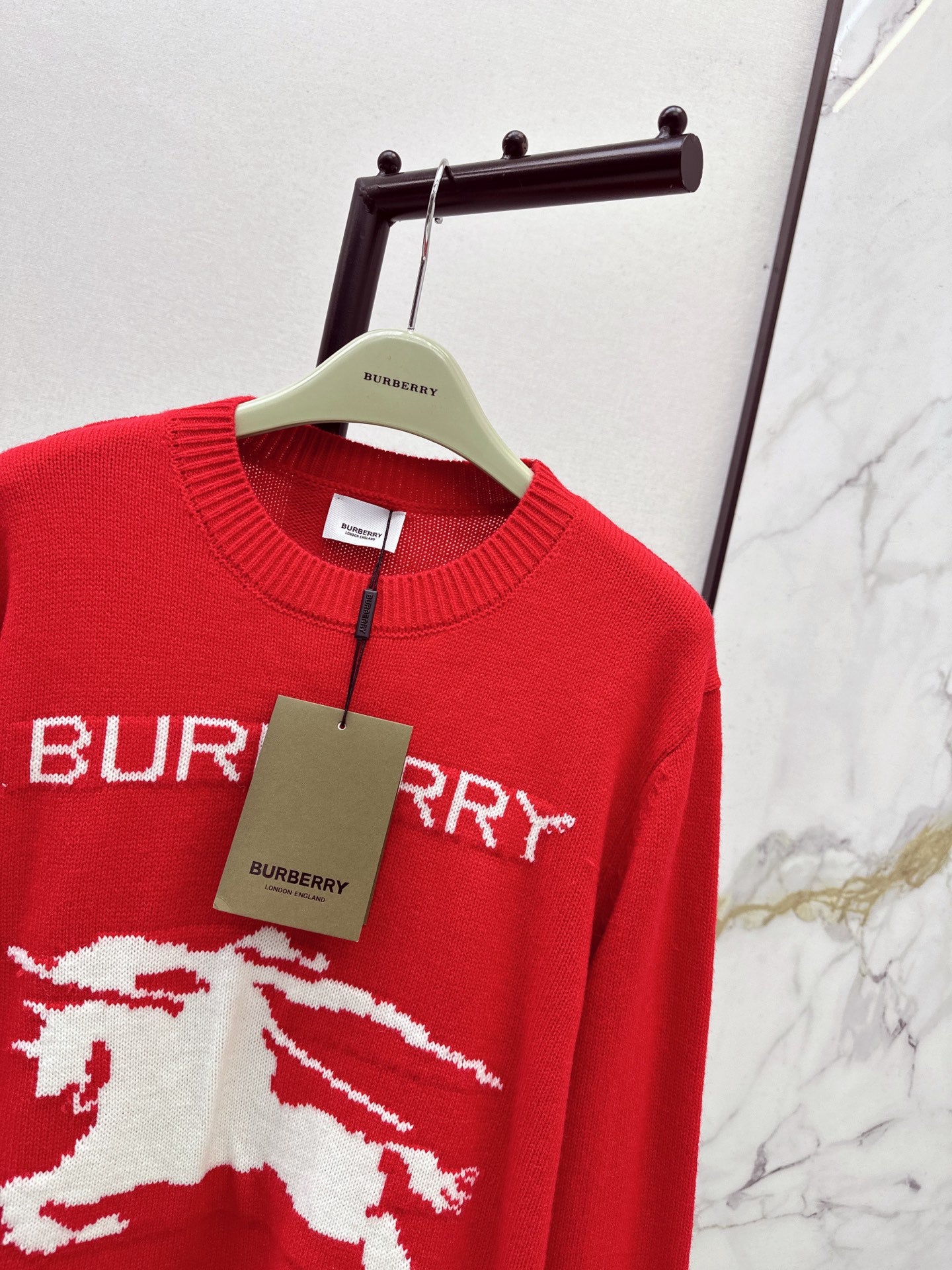 Bur NEW Wool sweater