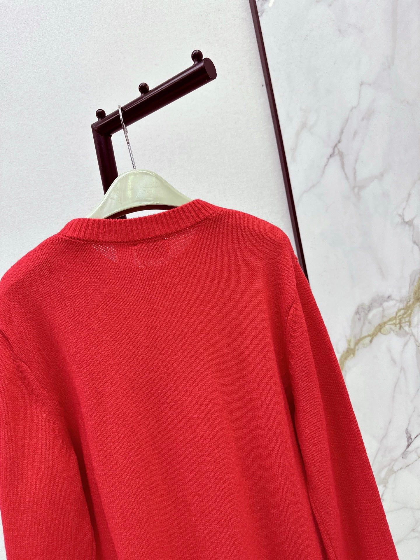 Bur NEW Wool sweater