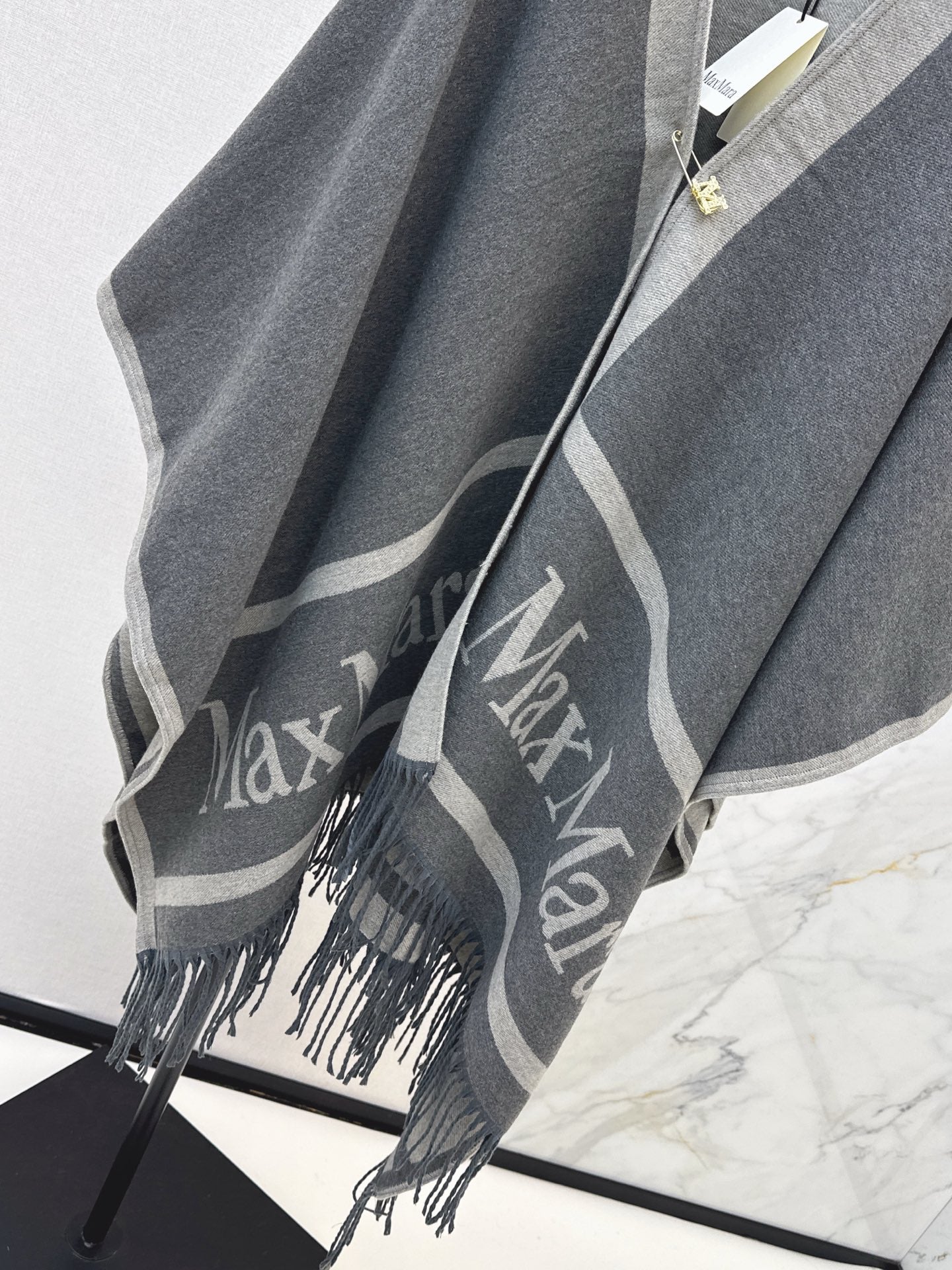 Max NEW Jacquard cape coat