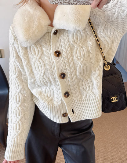 Loro NEW Knitted cashmere cardigan