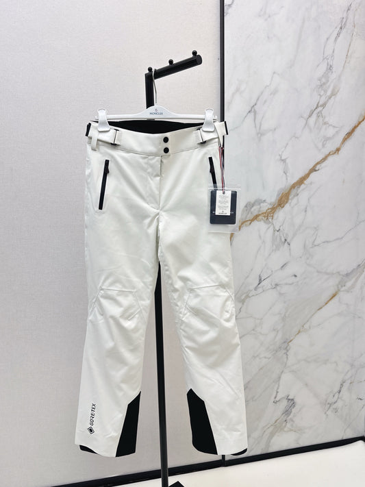 Monc NEW ski pants