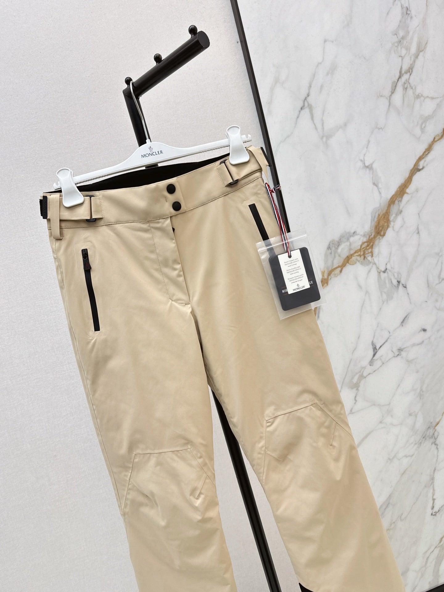 Monc NEW ski pants