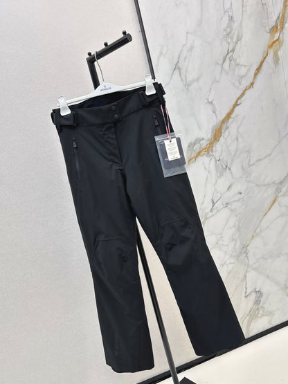Monc NEW ski pants