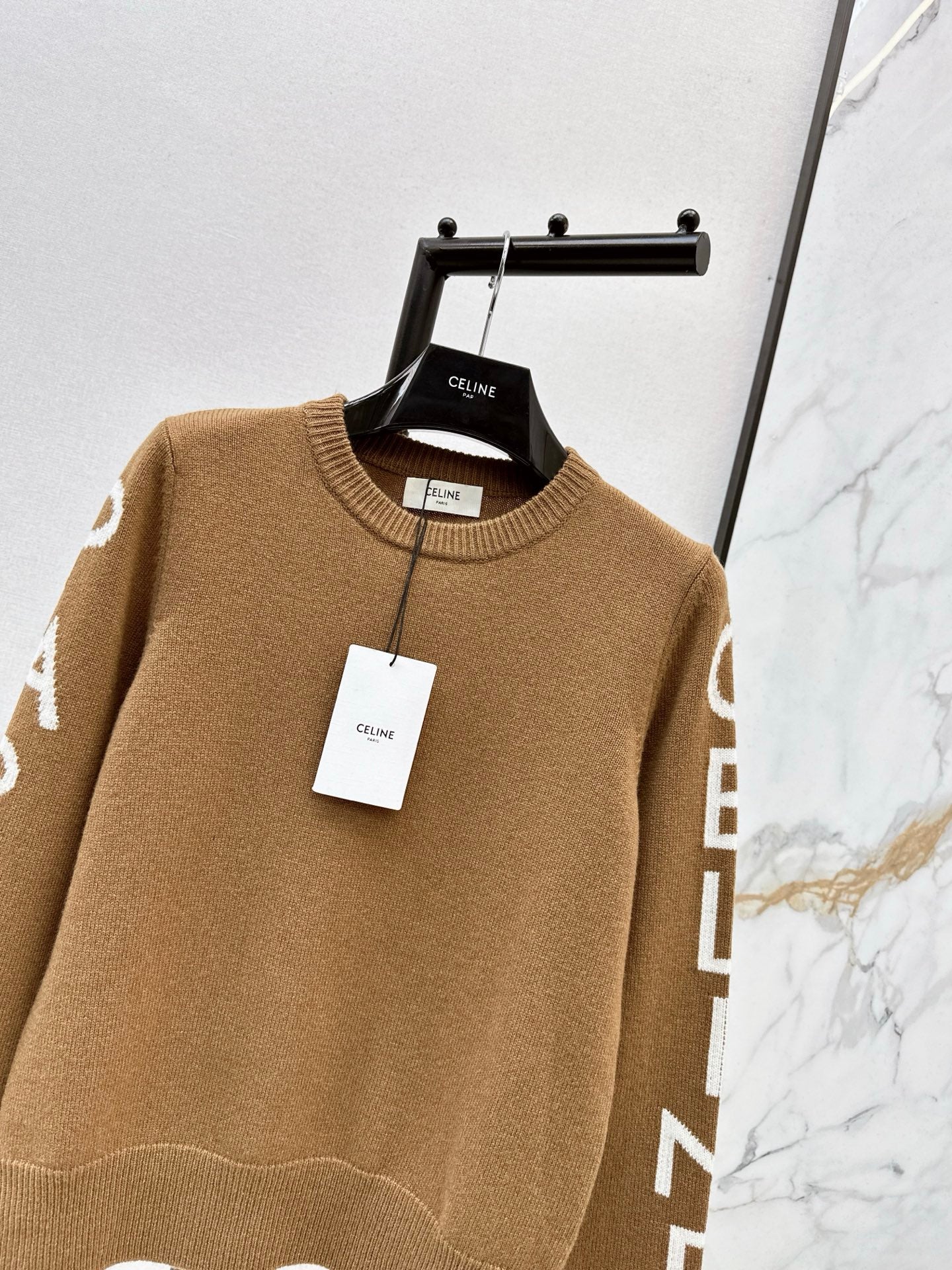 Ce1i NEW Wool sweater