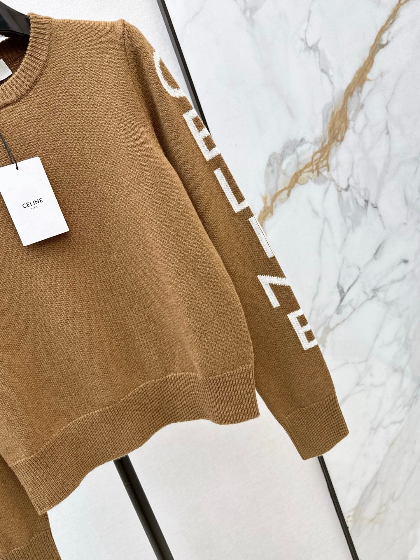 Ce1i NEW Wool sweater