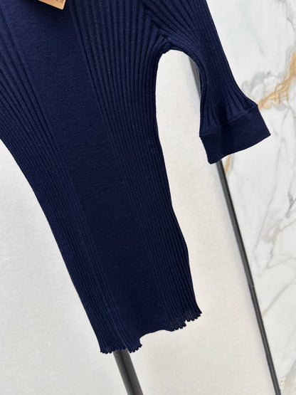 Miu NEW Wool short-sleeved knitted shirt