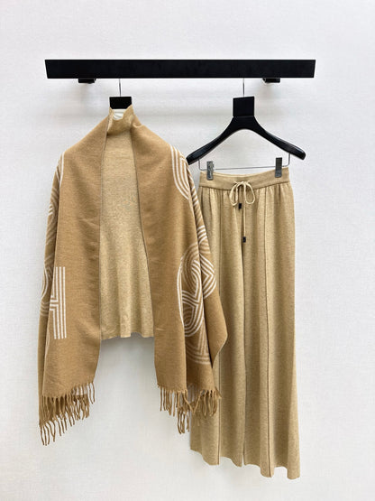 Herm NEW Knitted three-piece set