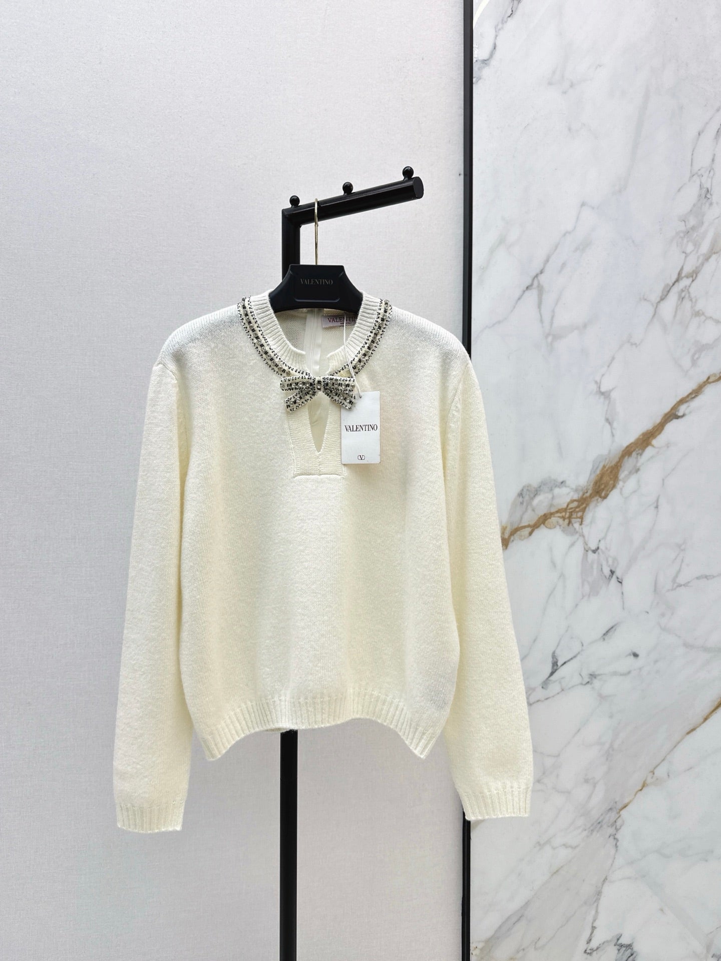 Valen NEW Bowknot Rhinestone Sweater