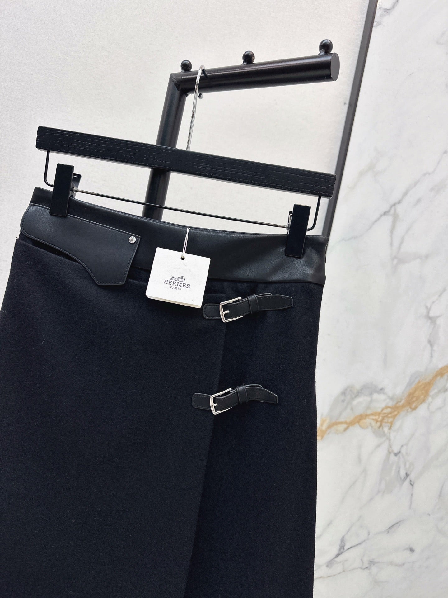 Herm NEW contract pu skirts