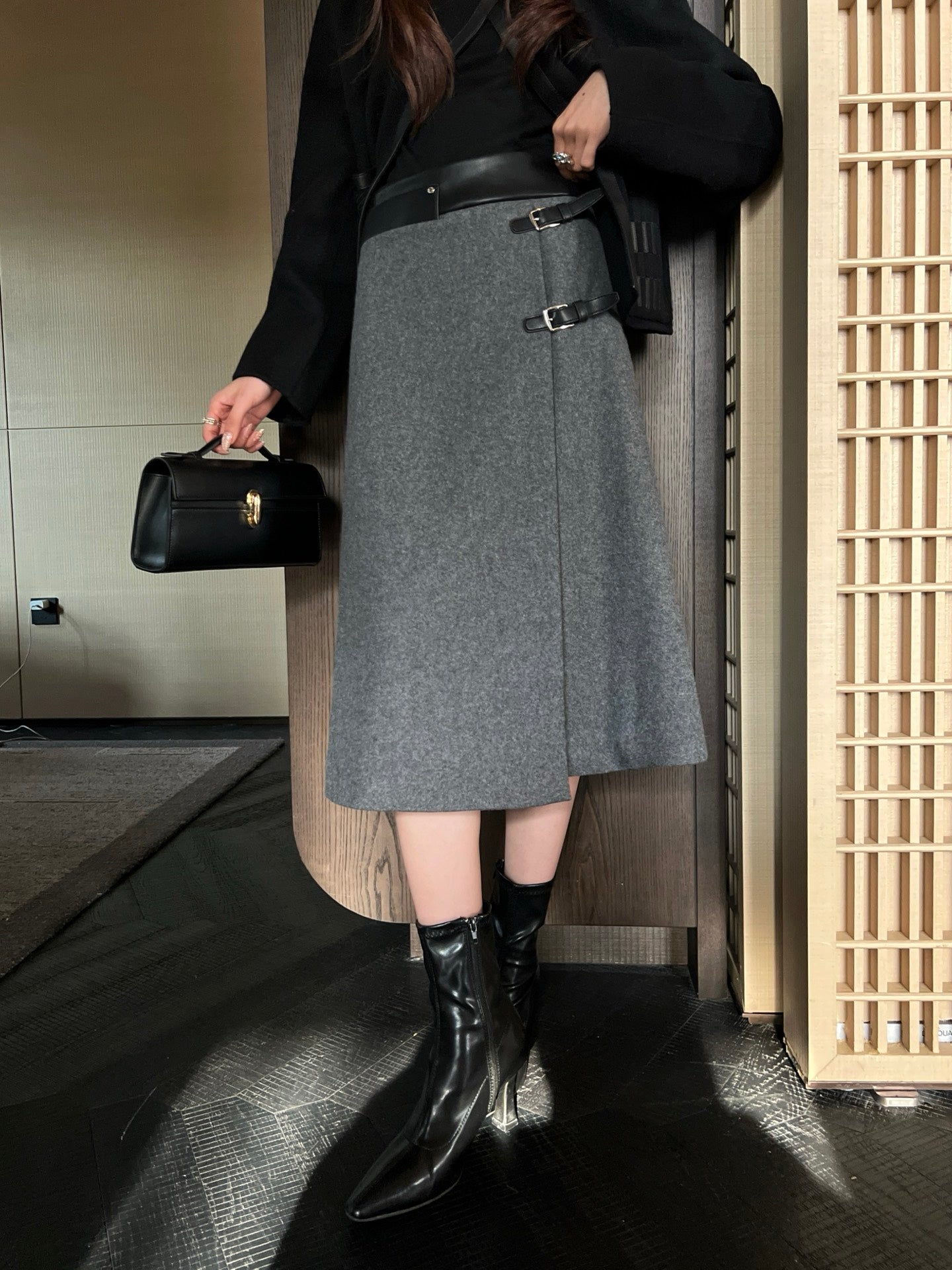 Herm NEW contract pu skirts