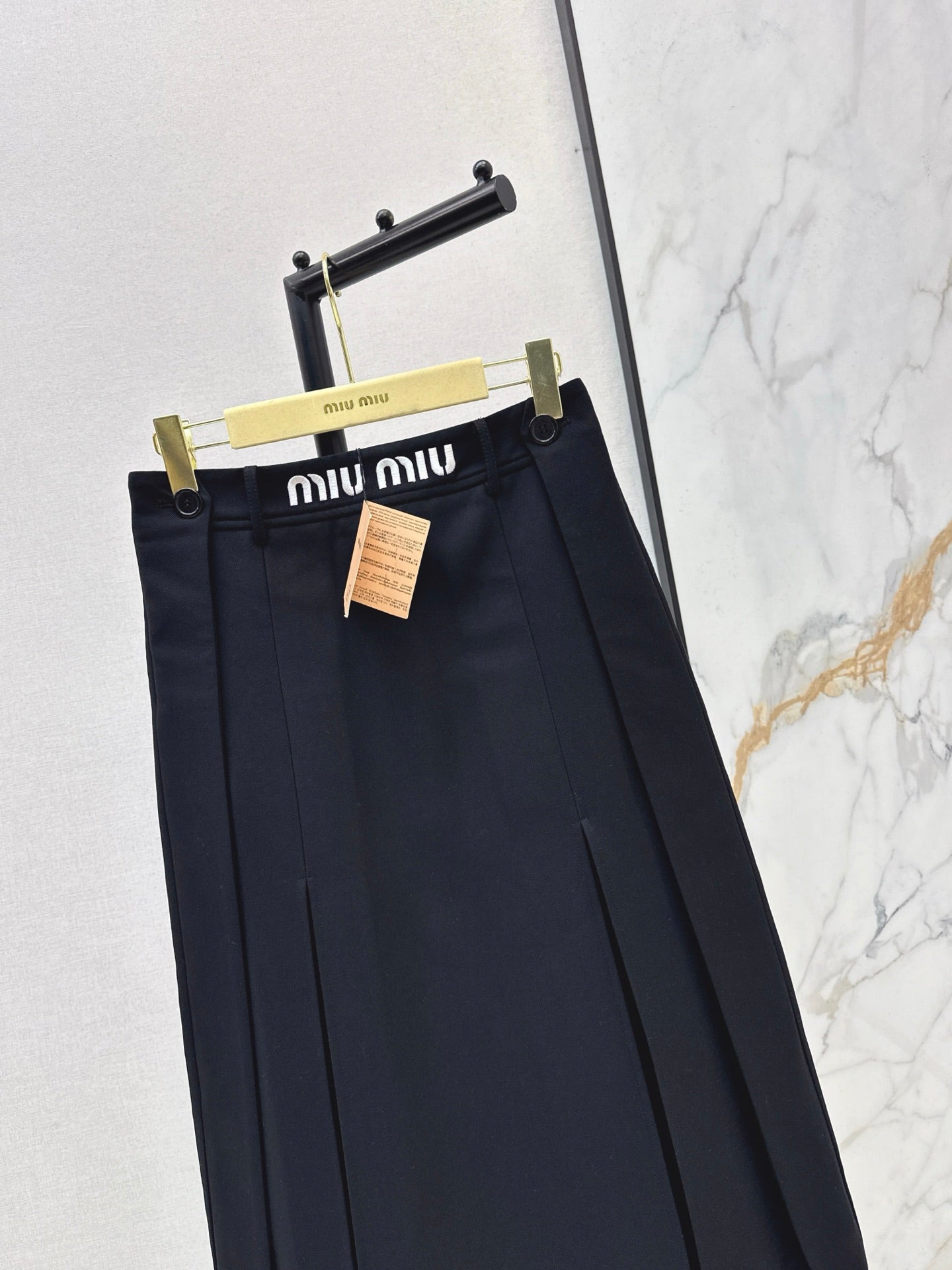 Miu NEW pleated skirt