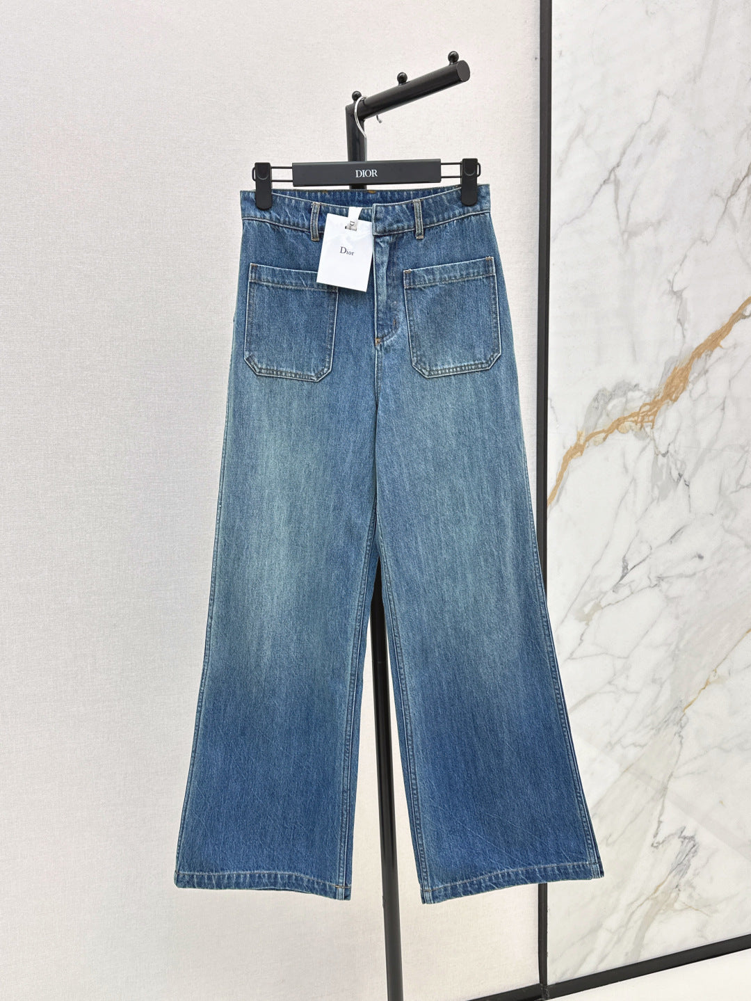 CD NEW wide-leg jeanes