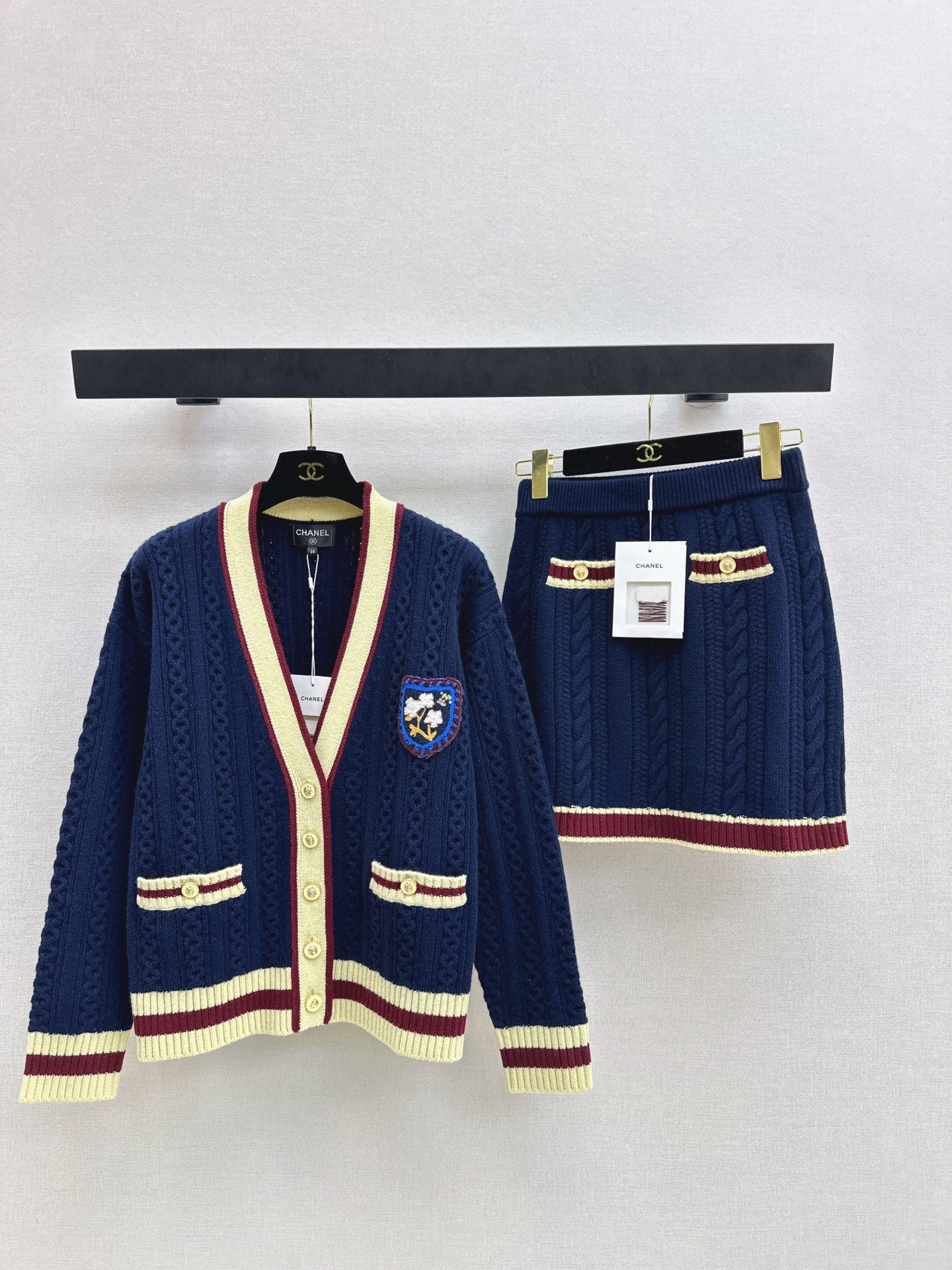 Chan NEW Knitted suit