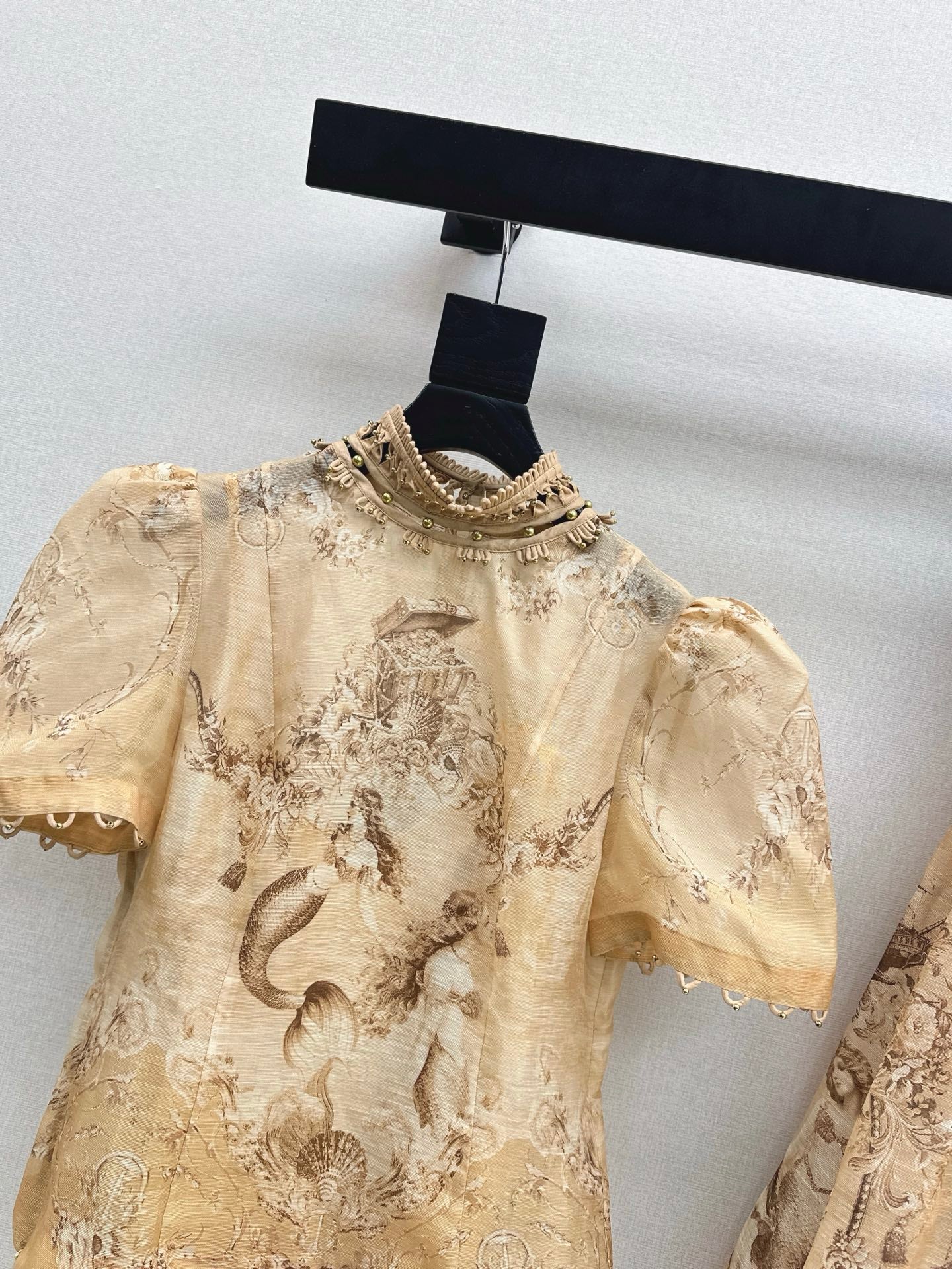 Zimm NEW flower print shirt