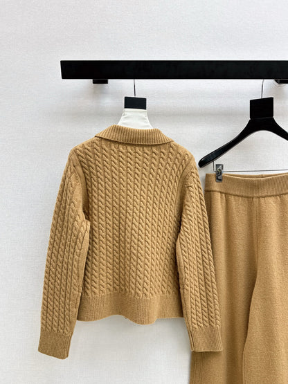 Ral NEW Knitted suit