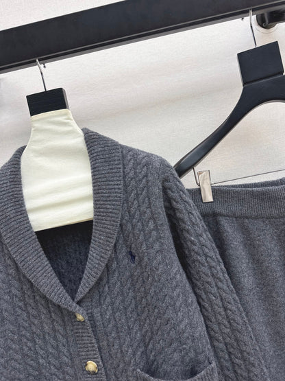 Ral NEW Knitted suit