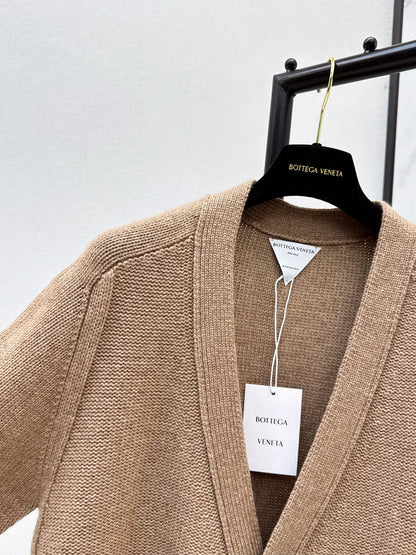 Bott NEW Wool cardigan