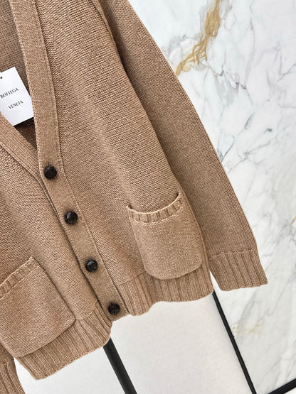 Bott NEW Wool cardigan