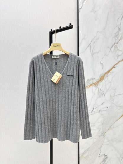 Miu NEW Wool sweater