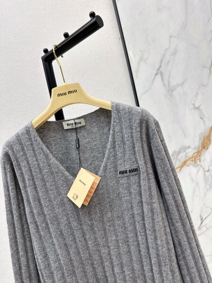 Miu NEW Wool sweater