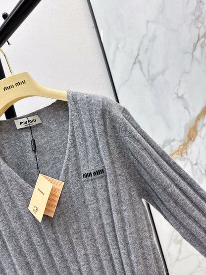 Miu NEW Wool sweater