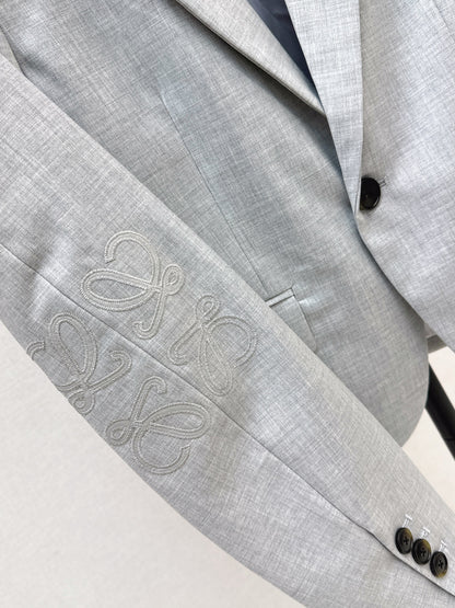 Loe NEW embroidery blazer