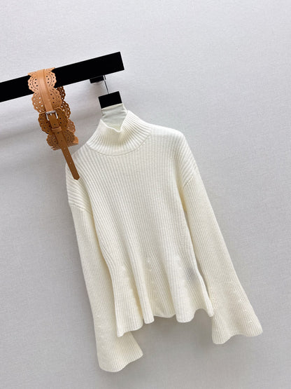 Max NEW Bell-sleeved sweater with a belt