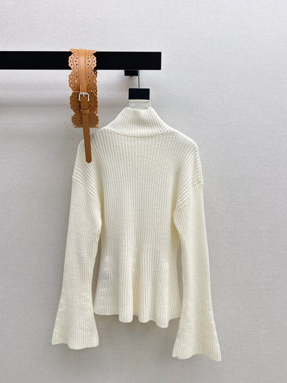 Max NEW Bell-sleeved sweater with a belt