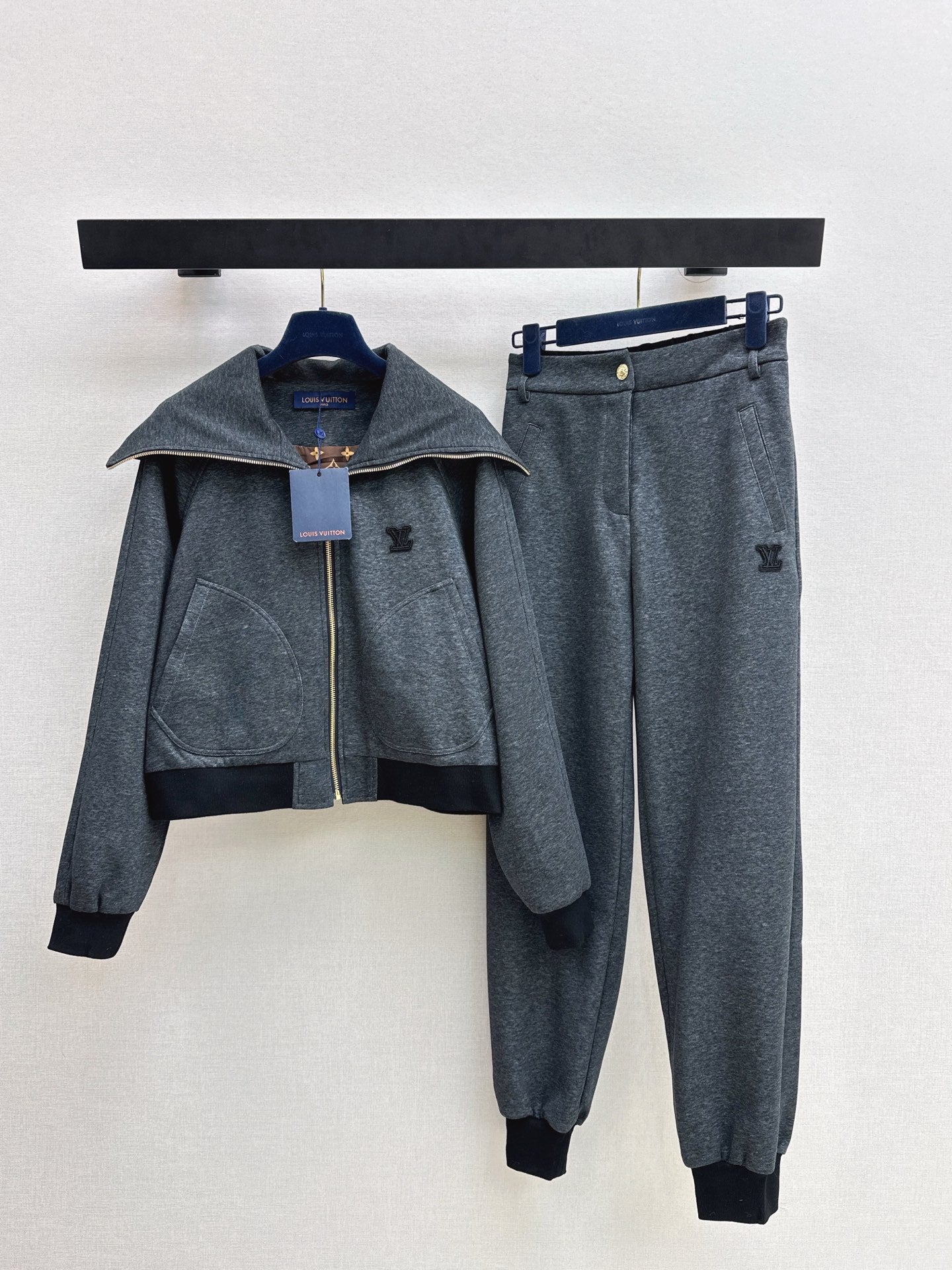 Louis NEW Casual suit