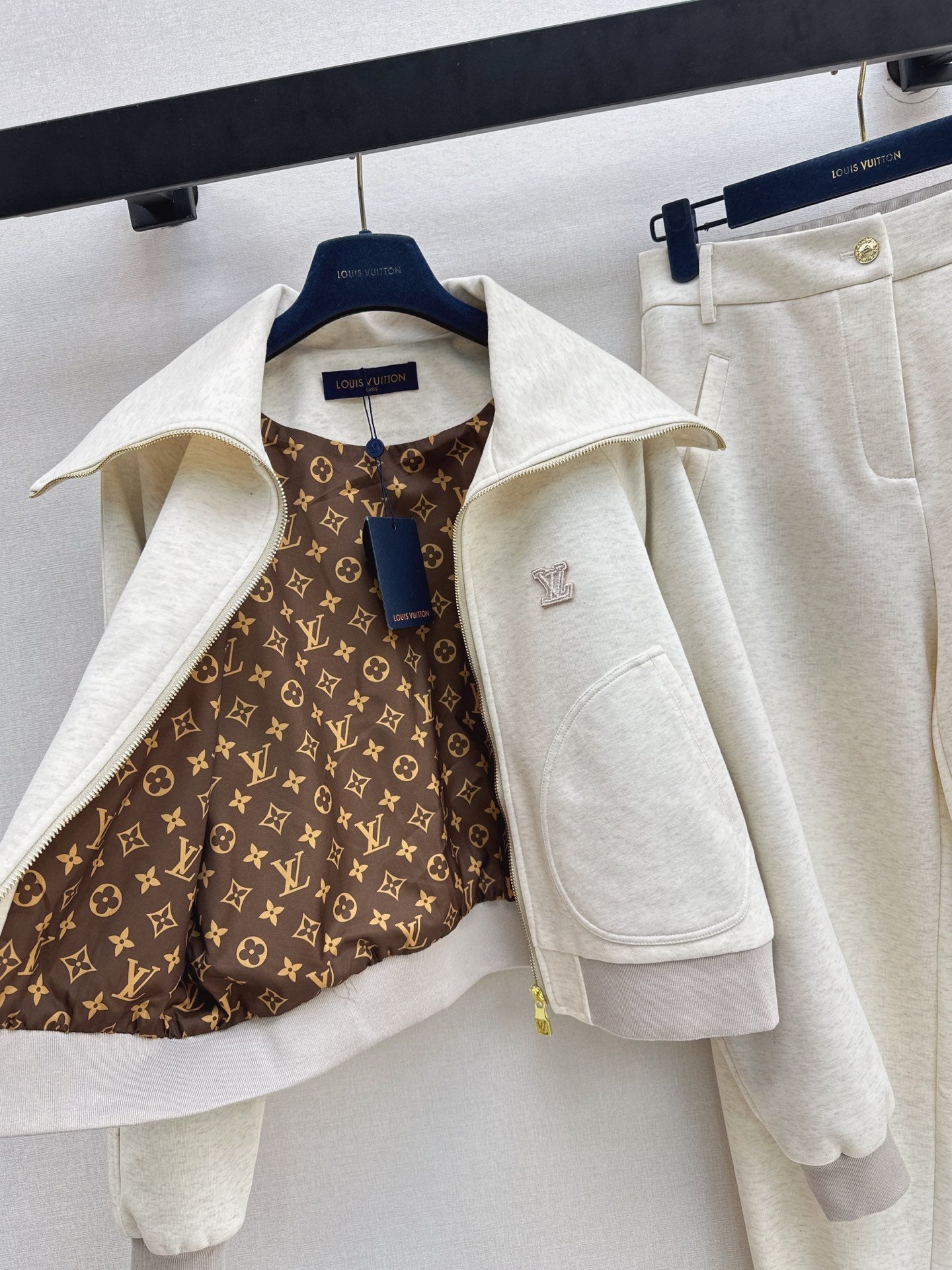 Louis NEW Casual suit