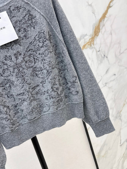 CD NEW Embroidered cashmere sweater