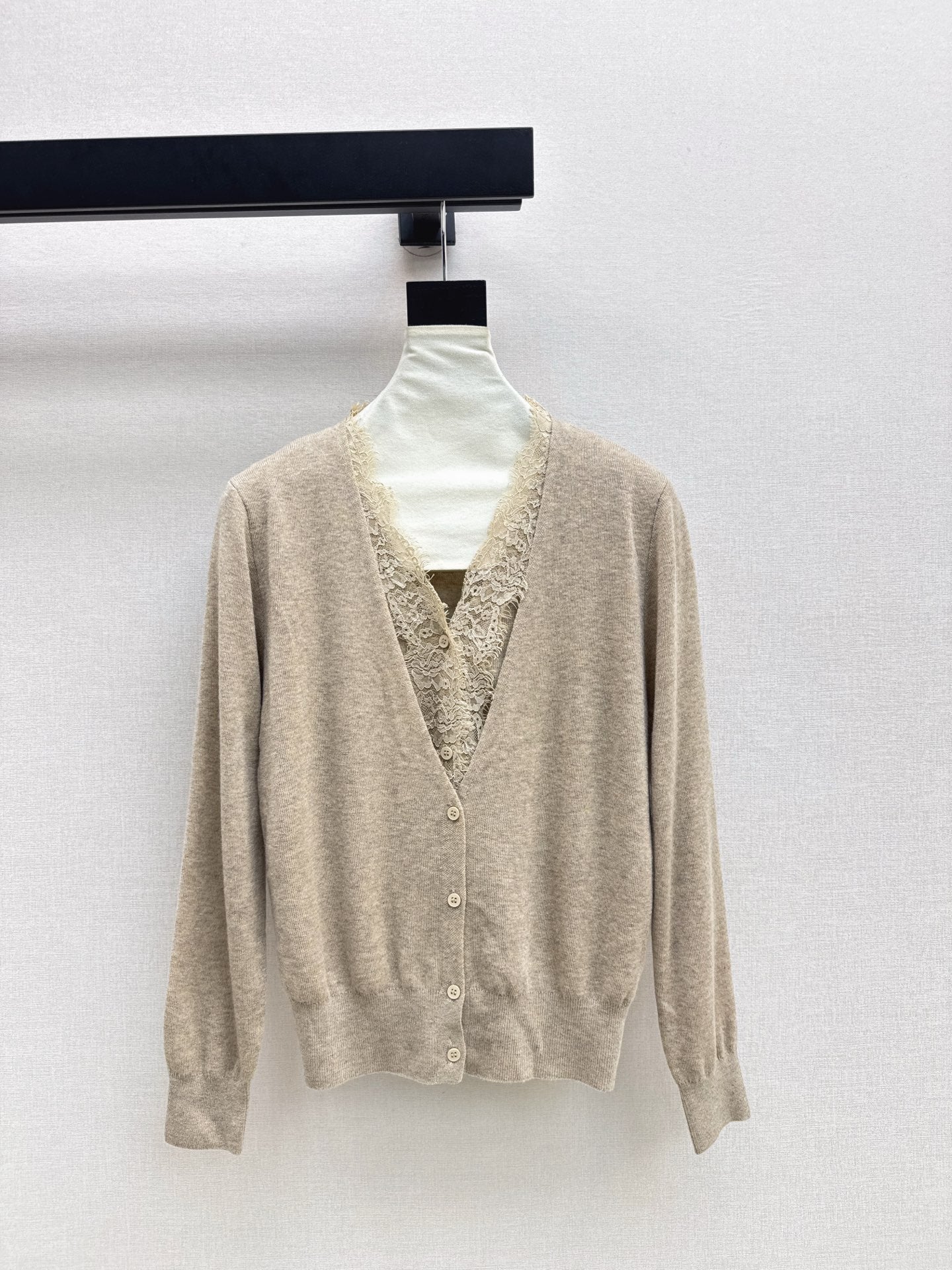 Es NEW Lace-paneled cardigan