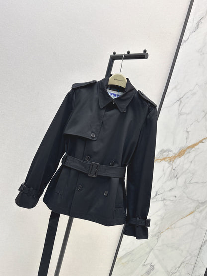 Bur NEW trench coat
